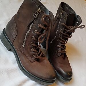 Miz Mooz Charlie Brown Leather Combat Boot EU 37